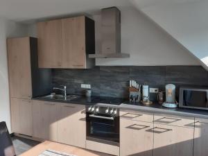 Appartement Ferienwohnung Ganz Oben, Stadtmitte Hermeskeil 13 Schulstraße 54411 Hermeskeil Rhénanie-Palatinat