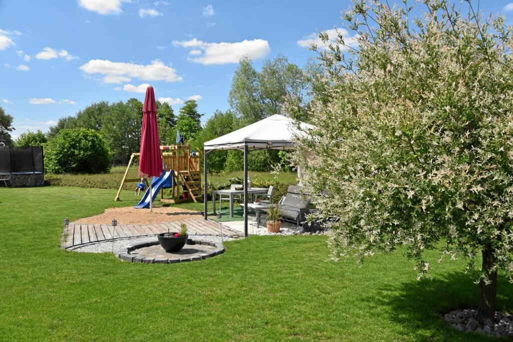 Ferienwohnung Gartenblick an der Mainschleife 28 Am Seewasen, 97359 Schwarzach am Main
