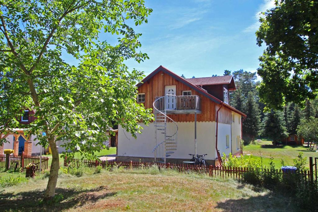 Ferienwohnung Gruenow SEE 9901 Vogelheidi 1, 17237 Grünow