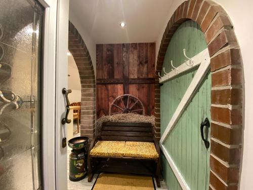 Ferienwohnung Gulfhaus, mit Sauna und großem Garten