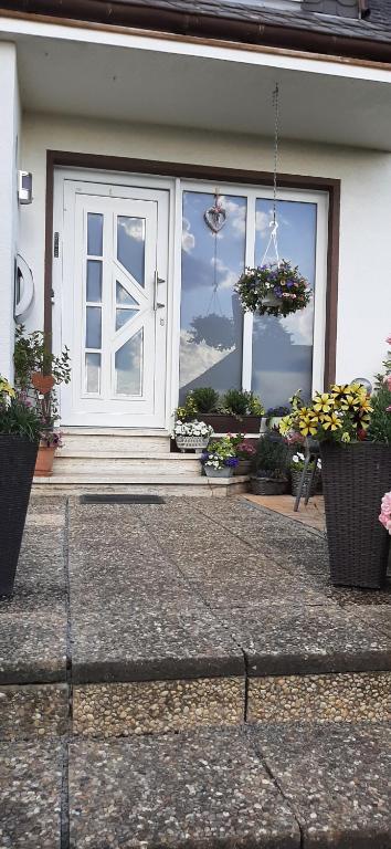 Ferienwohnung Gutowski 41 Zum Eichenhain, 56626 Andernach