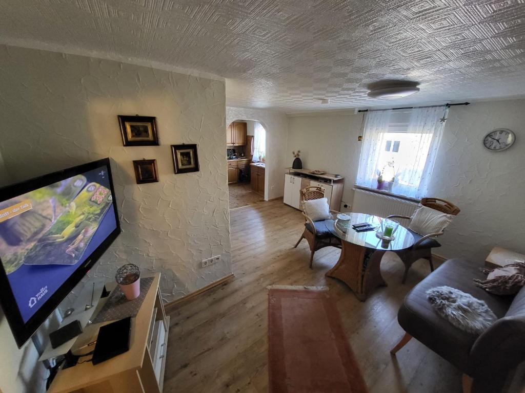 Ferienwohnung Haus Luzia 7 Hauptstraße, 56761 Düngenheim
