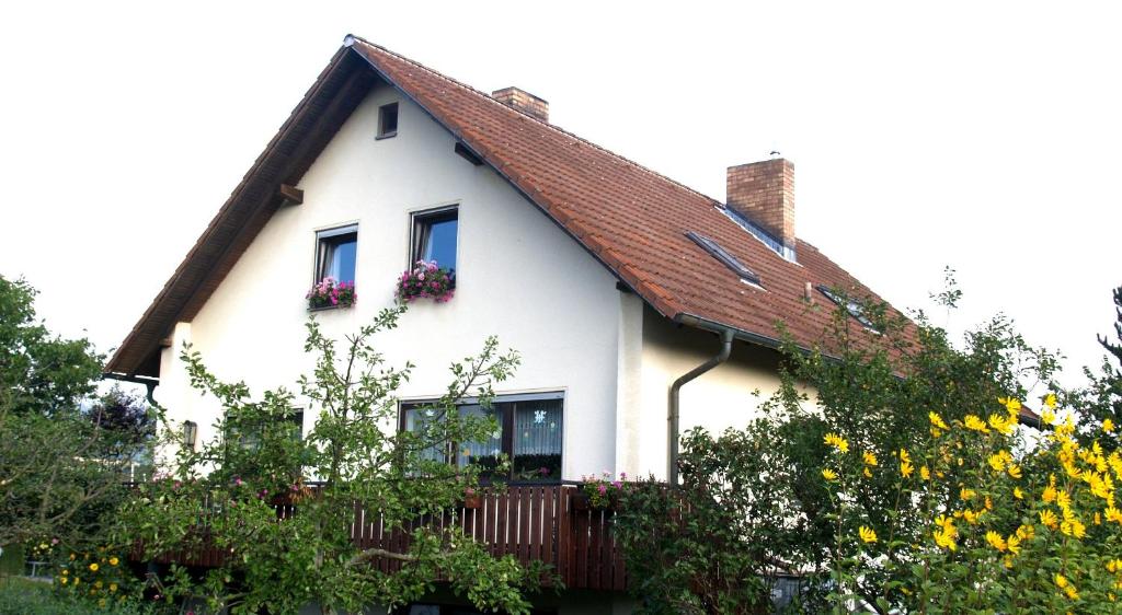 Ferienwohnung Haus Silvia 20 Mußmächerstraße, 97650 Fladungen