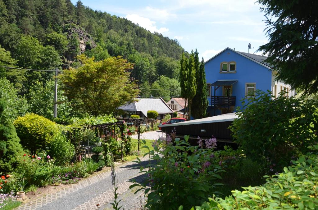 Ferienwohnung Hauser Ostrauer Berg 3, 01814 Bad Schandau