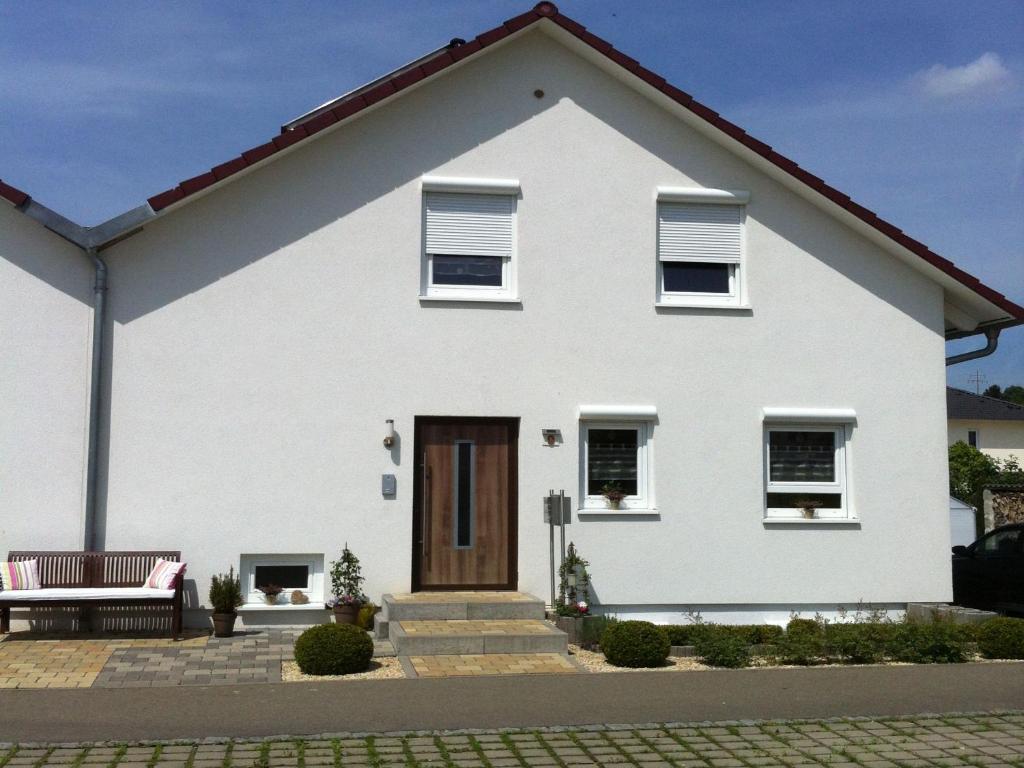 Ferienwohnung Heike Eichenweg 9, 72581 Dettingen an der Erms