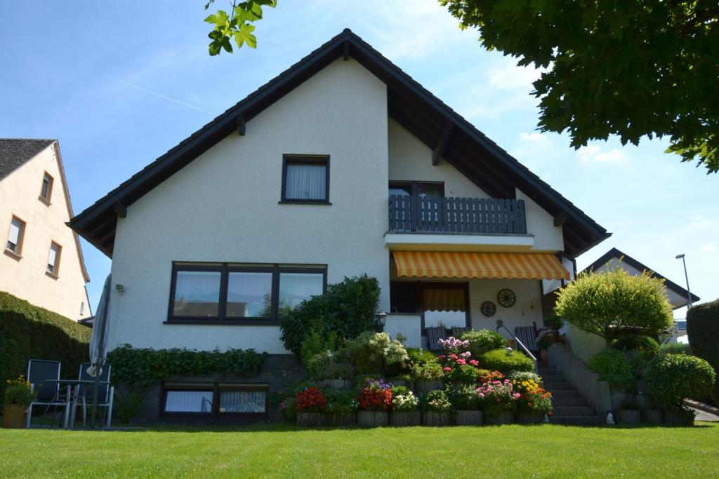 Appartement Ferienwohnung Heinen 44 Landsegnung 56626 Andernach