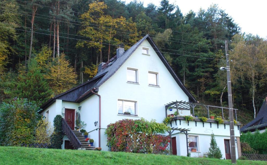 Ferienwohnung Henker Friedrich-Gottlob-Keller-Straße 14b, 01814 Bad Schandau