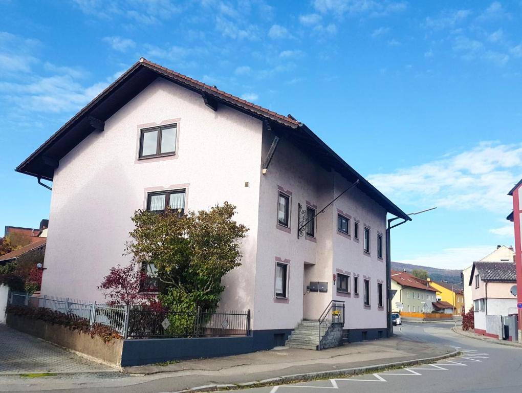 Ferienwohnung Hoamatgfühl 24 Tradtstraße, 93437 Furth im Wald