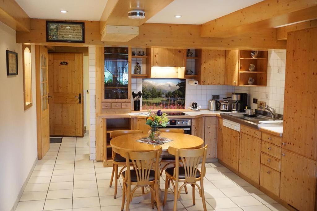 Appartement Ferienwohnung Hochtalblick 8 Hofrain 79837 Ibach