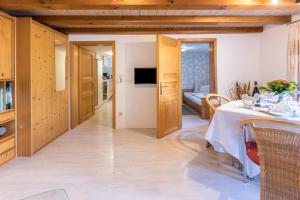 Appartement Ferienwohnung Holl-horn Im Weingarten 2 78343 Gaienhofen Bade-Wurtemberg