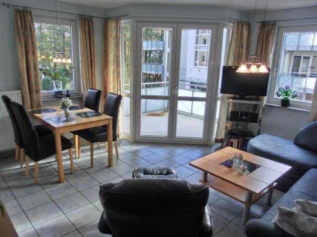 Appartement Ferienwohnung i1 Badeweg  4 18181 Graal-Müritz