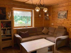 Ferienwohnung (idyllische Lage + 1800m² Garten)