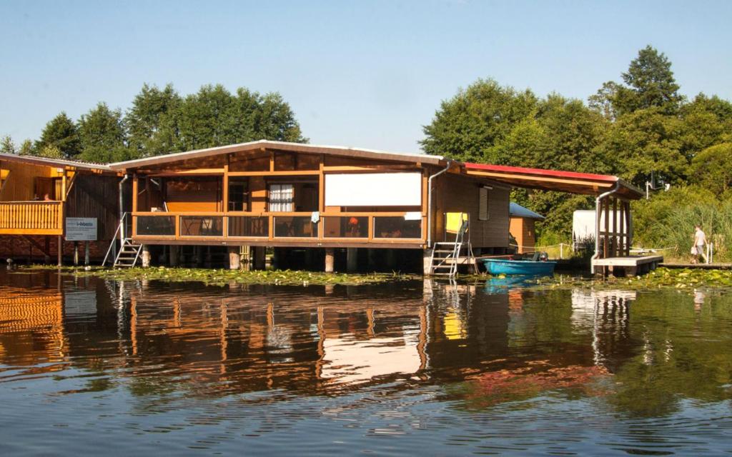 Ferienwohnung im Bootshaus Mirow SEE 10891 Am Schildkamp, 17252 Mirow