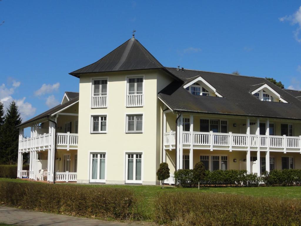 Ferienwohnung im Dünenpark Dollahnerstr. 55, 18609 Binz