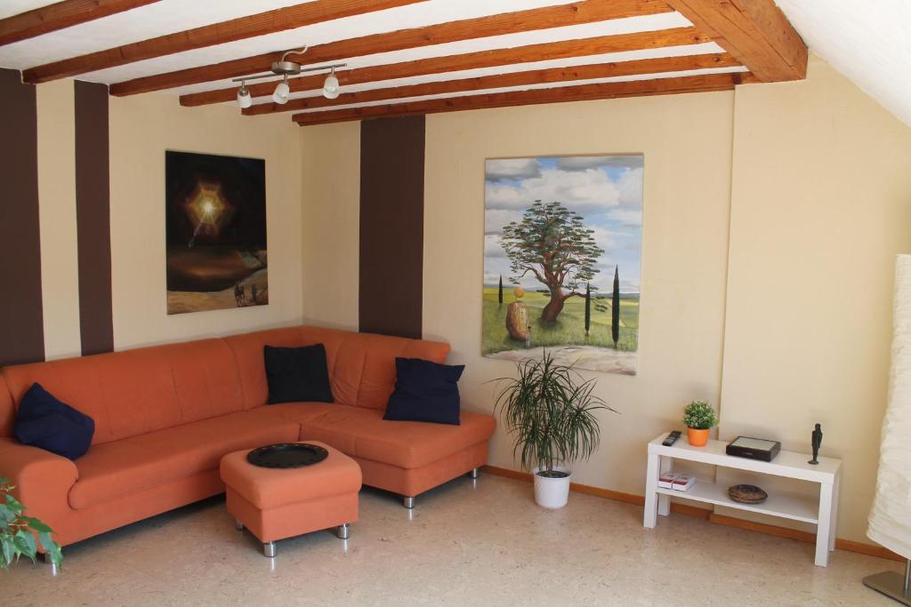 Ferienwohnung im Galerie-Haus Rheingoldstr.38 Im 2. Stock, 55430 Urbar