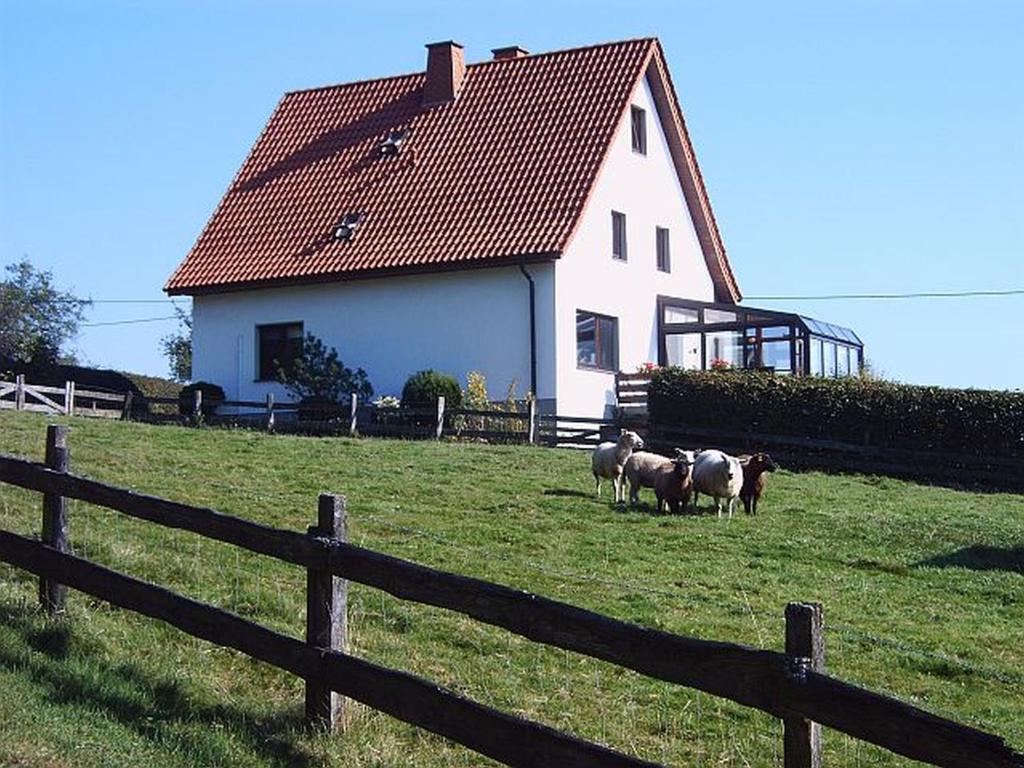 Appartement Ferienwohnung im Haus am Wald 20 Zum Beerenscheid 59929 Brilon