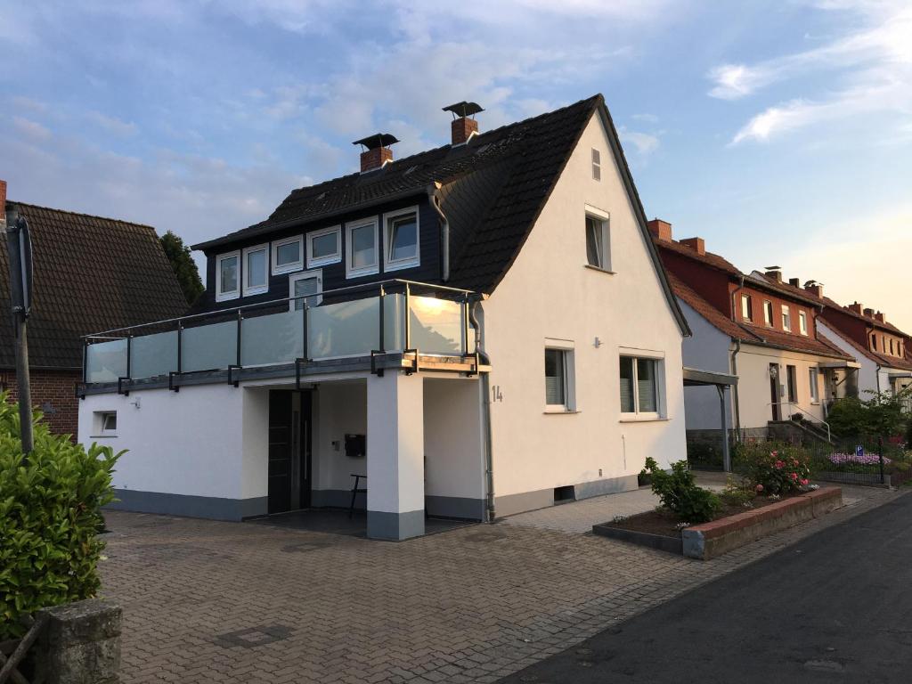 Ferienwohnung „Im Kleinen Löök“ - DG - 2 Zimmer - Balkon - Boxspringbett - 2 TV Im Kleinen Löök 14, 31737 Rinteln