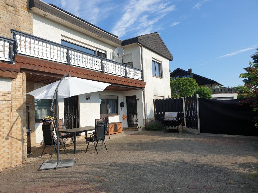 Ferienwohnung im modernen Ambiente mit eigenem Außenbereich 11 Am Steierköppel, 34513 Waldeck
