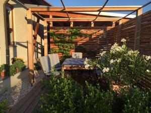 Appartement Ferienwohnung im sonnigen Kaiserstuhl 36 Krummackerstrasse 79346 Endingen am Kaiserstuhl Bade-Wurtemberg