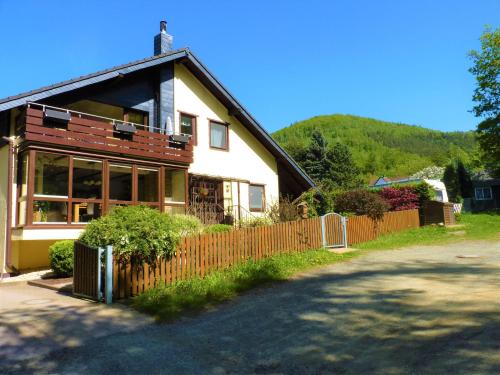 Ferienwohnung im Wald mit Kamin