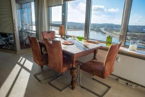 Ferienwohnung im Wikingturm mit Blick auf die Schlei - Willkommen in Schleswig!