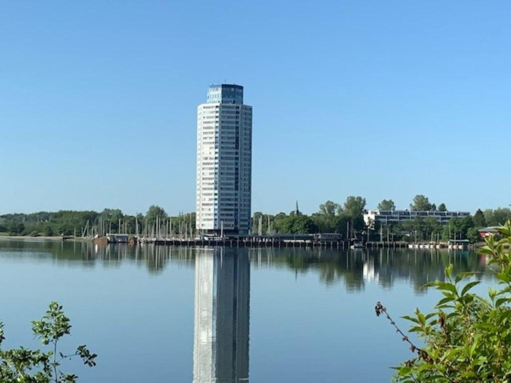 Appartement Ferienwohnung im Wikingturm Schleswig 5 Wikingeck 21. Etage 24837 Schleswig