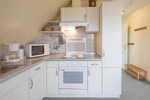 Ferienwohnung in Borgsum (oben rechts)