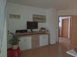 Appartement Ferienwohnung Ina Dr.-Werner-Krause-Straße 18 Wohnung 1 Obergeschoss 96247 Michelau Bavière