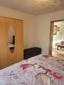 Appartement Ferienwohnung Jasmin in Schönau bei Heidelberg FEWO 2 6 Darsberger Weg 69250 Schönau im Schwarzwald Bade-Wurtemberg