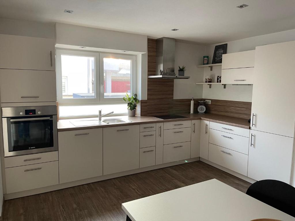 Ferienwohnung Jasmin 52 Flugplatzstraße Erdgeschoss, 67435 Neustadt an der Weinstraße