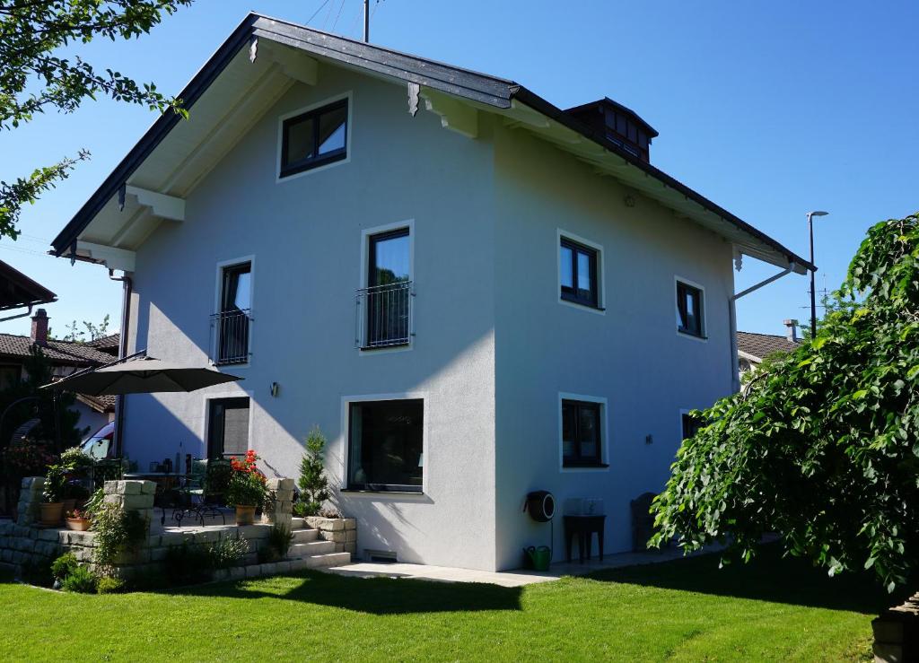 Ferienwohnung Jenbachtal Kufsteiner Straße 20, 83075 Bad Feilnbach