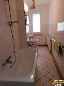 Appartement Ferienwohnung Karl 54 54 Karl-Marx-Straße 1 Etage links 09423 Wiltzsch Saxe