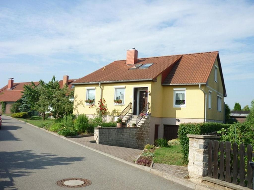 Ferienwohnung Katzmann Am Pfarrstieg 14, 99441 Kromsdorf
