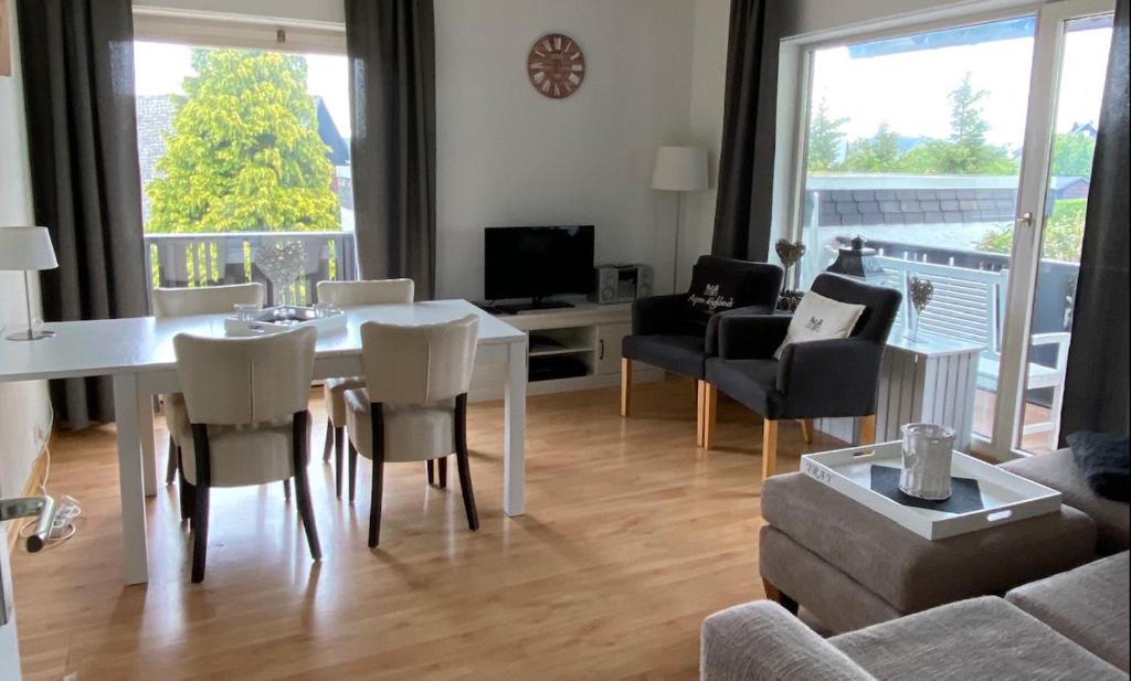 Appartement Ferienwohnung Kleine Auszeit Winterberg für 2- 4 Personen Am Herrensköpfchen 4 59955 Winterberg