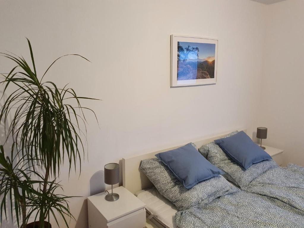 Ferienwohnung Kleine Südpfalz 4 Schubertstraße, 67378 Zeiskam