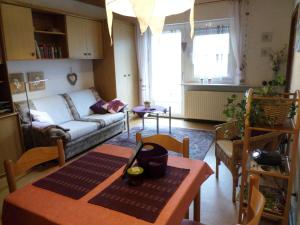 Appartement Ferienwohnung Kraemer Huttenthaler Strasse 60 64756 Mossautal Hesse