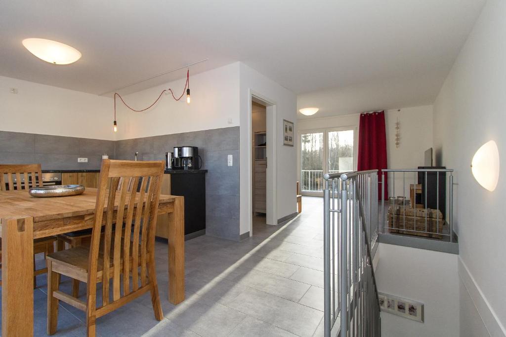 Appartement Ferienwohnung KWE 8 OG Eikkaterweg  8 18181 Graal-Müritz