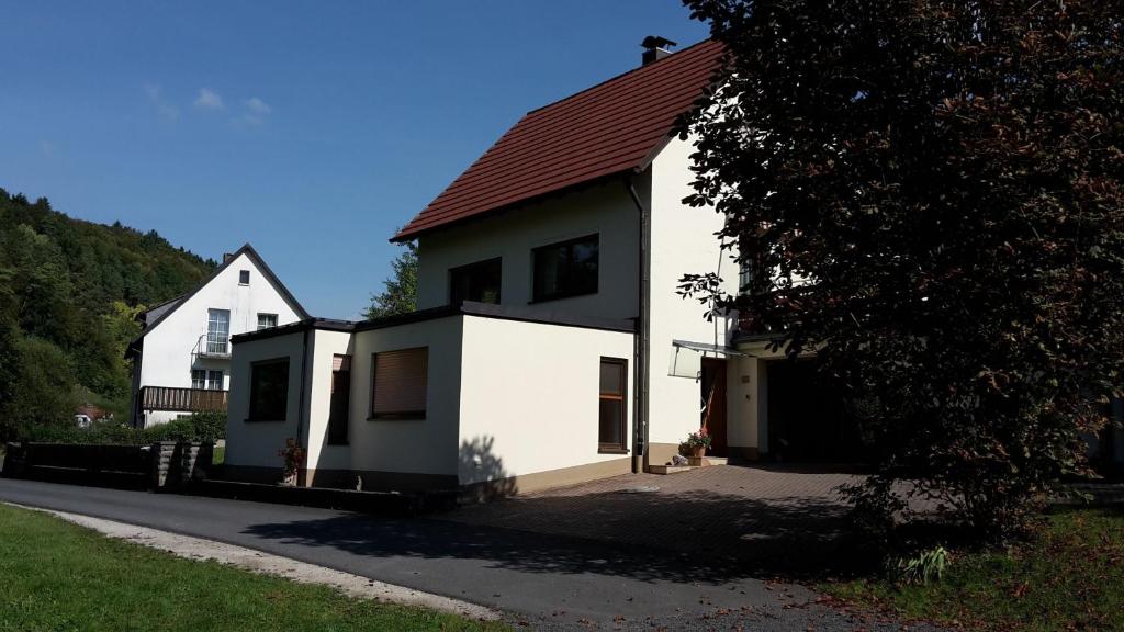 Ferienwohnung Lang Waldweg 2, 95515 Plankenfels