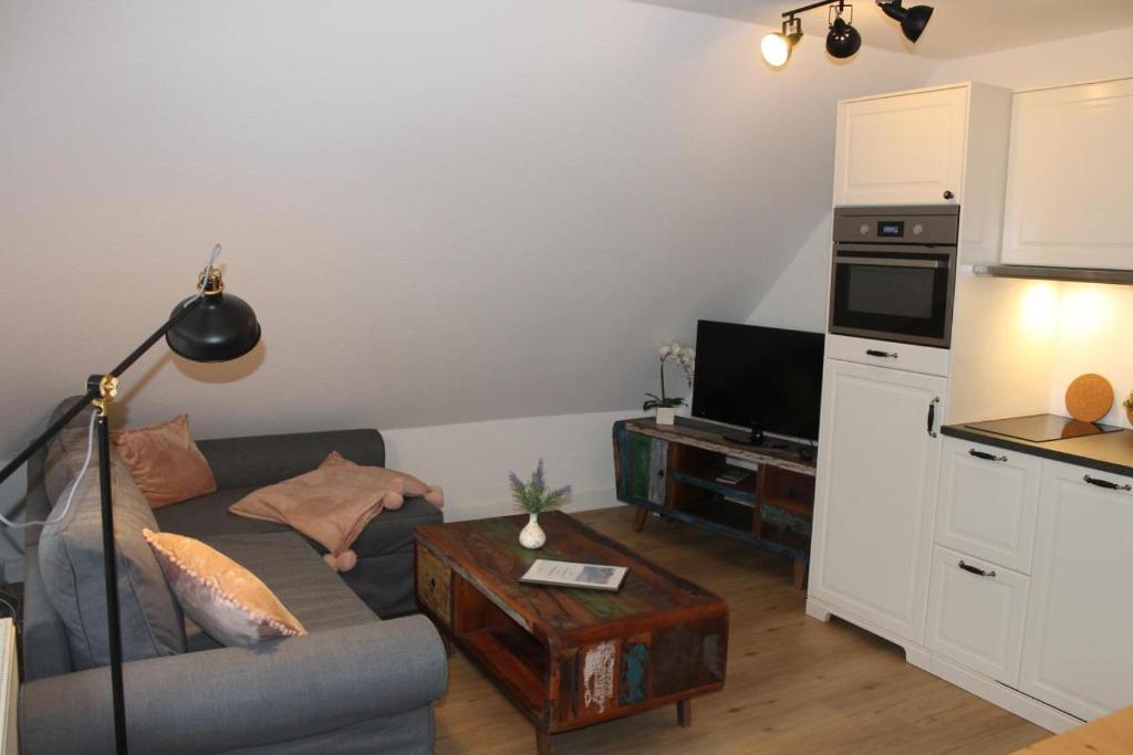 Appartement Ferienwohnung Lasse in Wieck Am Eichberg 1b 18375 Wieck