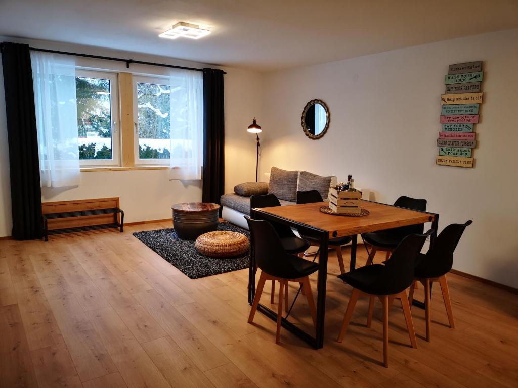 Appartement Ferienwohnung Lieblingszeit Kastnerweg 4a 83246 Unterwössen