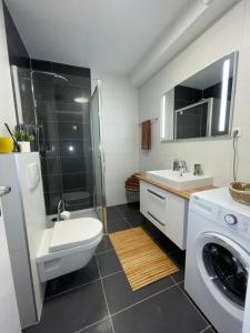 Ferienwohnung Linda incl Pool, Sauna & Tiefgarage