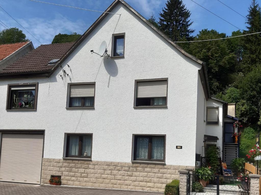 Ferienwohnung Loos Friedrichrodaer Str. 80, 98593 Floh