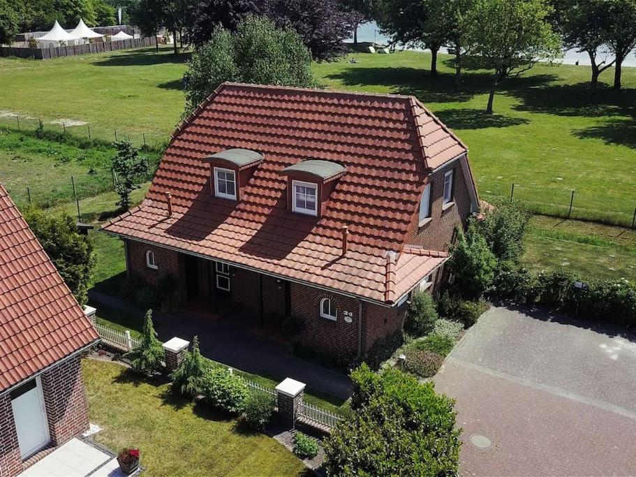 Ferienwohnung Lüttje Huck - Seeblick 2 32A Am Badesee, 26607 Aurich