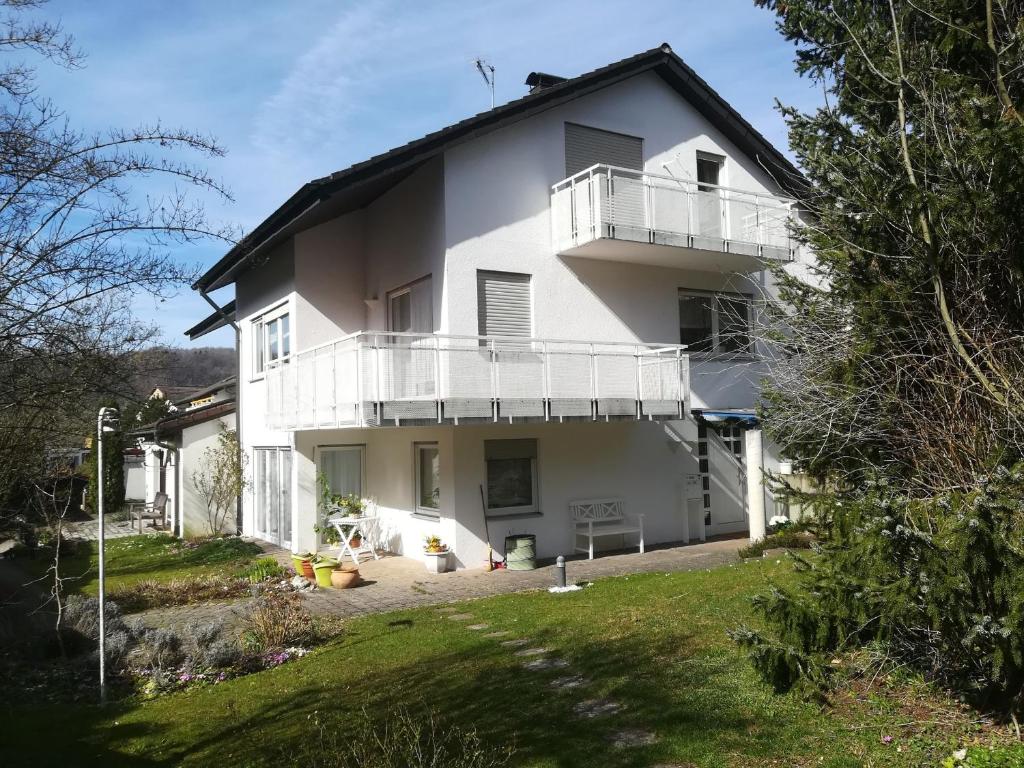 Ferienwohnung Madeleine Gefällholzstraße 29/2, 73072 Donzdorf