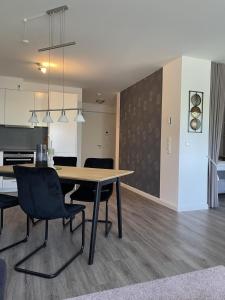 Appartement Ferienwohnung Marinaluna Seeuferweg 7 + 7a 24351 Damp Schleswig-Holstein