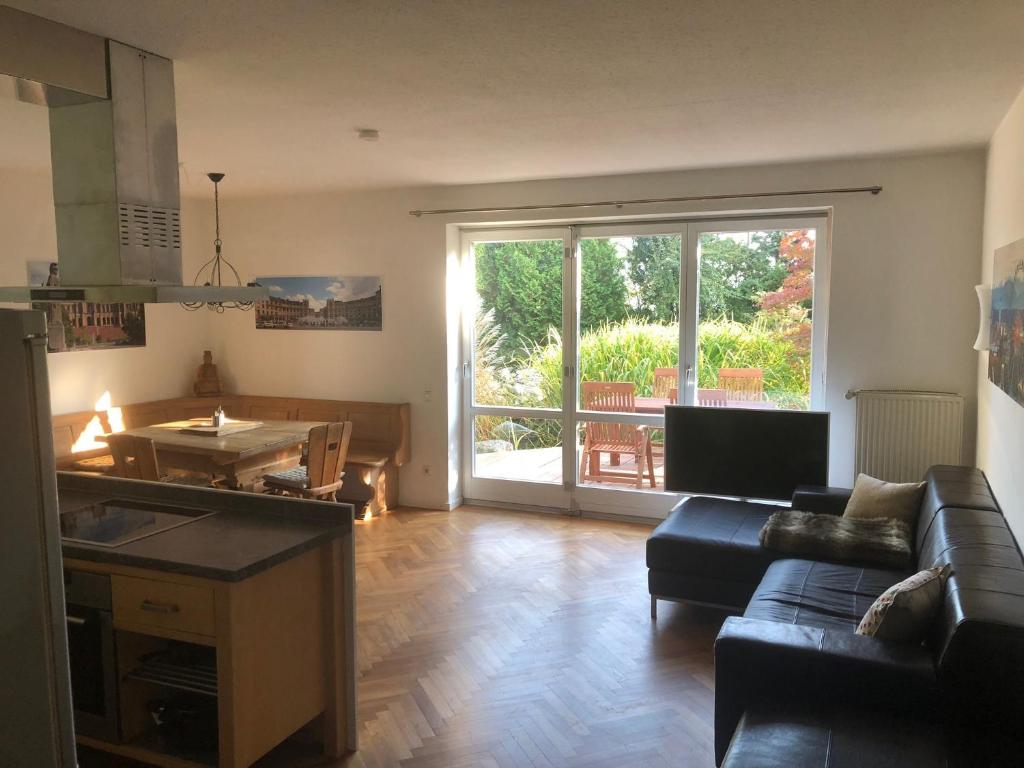 Ferienwohnung Messewohnung München Ost 1A Hauptstraße, 85659 Forstern