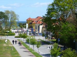 Ferienwohnung mit Ostseeblick - 190m zum Strand
