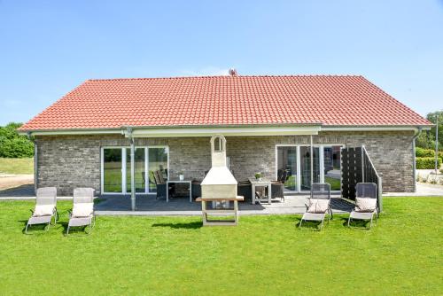 Ferienwohnung mit Sauna und Parkplatz in See Nähe