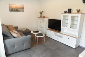 Ferienwohnung mit Sauna und Parkplatz in See Nähe