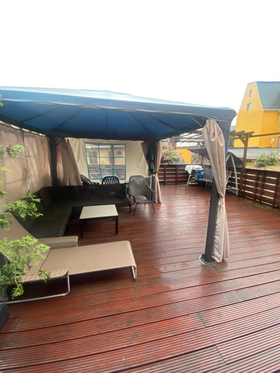 Ferienwohnung mit Terrasse 4 Bahnhofstraße, 08280 Aue